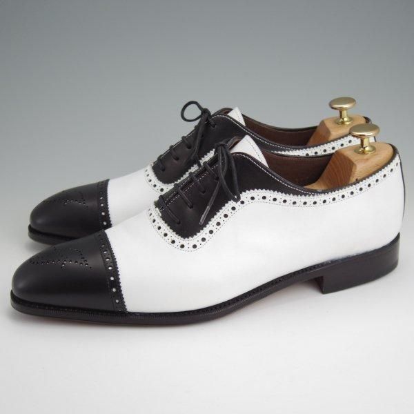 未使用★(スペイン製)カルミナ SIZE 8.5【モデル定価￥79,200-★スペクテイターシューズ/80406】RAINラスト/カーフ/白×黒/CARMINA★l722