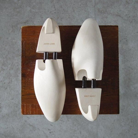 美品★ジョンロブ 6E【定価￥26,400-★純正シューツリー/STANDARD】木製シューキーパー/メンズ/JOHN LOBB★l888