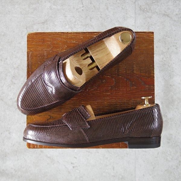 ほぼ試着程度★(伊)VERSACE/ヴェルサーチェ SIZE 41.5【貴重★リザード革/ローファー/Vチップ】濃茶/メンズ★l908
