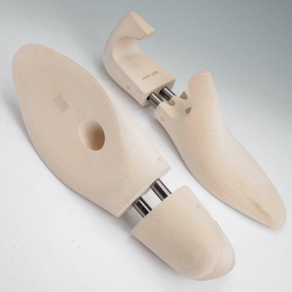 極上★ジョンロブ 8EE【定価￥26,400-★純正シューツリー/STANDARD】木製シューキーパー/メンズ/JOHN LOBB★m348