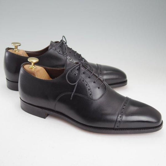 極美品★(英)グレンソン 8E【現行定価￥119,900-★MACCLESFIELD/パンチドキャップトゥ】カーフ/黒/メンズ/GRENSON★m587