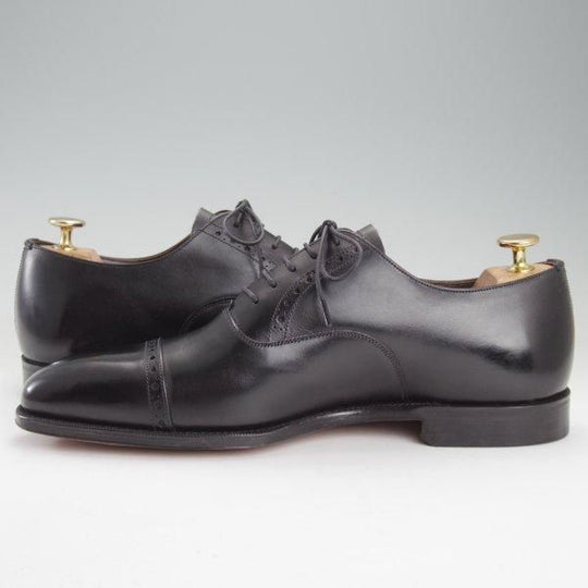 極美品★(英)グレンソン 8E【現行定価￥119,900-★MACCLESFIELD/パンチドキャップトゥ】カーフ/黒/メンズ/GRENSON★m587