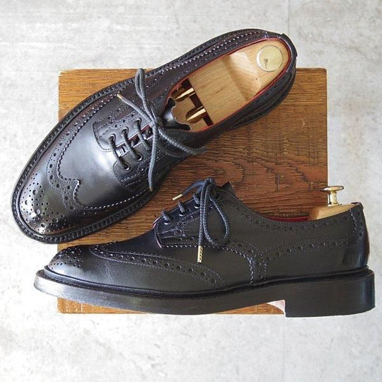 極美品★トリッカーズ SIZE 8.5【定価￥121,000-★BOURTON/バートン】M5633/フルブローグ/カントリーシューズ/黒/Tricker's★m731