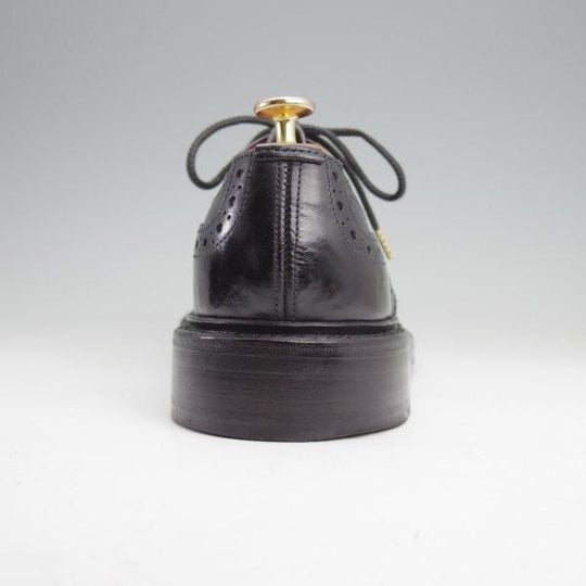 極美品★トリッカーズ SIZE 8.5【定価￥121,000-★BOURTON/バートン】M5633/フルブローグ/カントリーシューズ/黒/Tricker's★m731