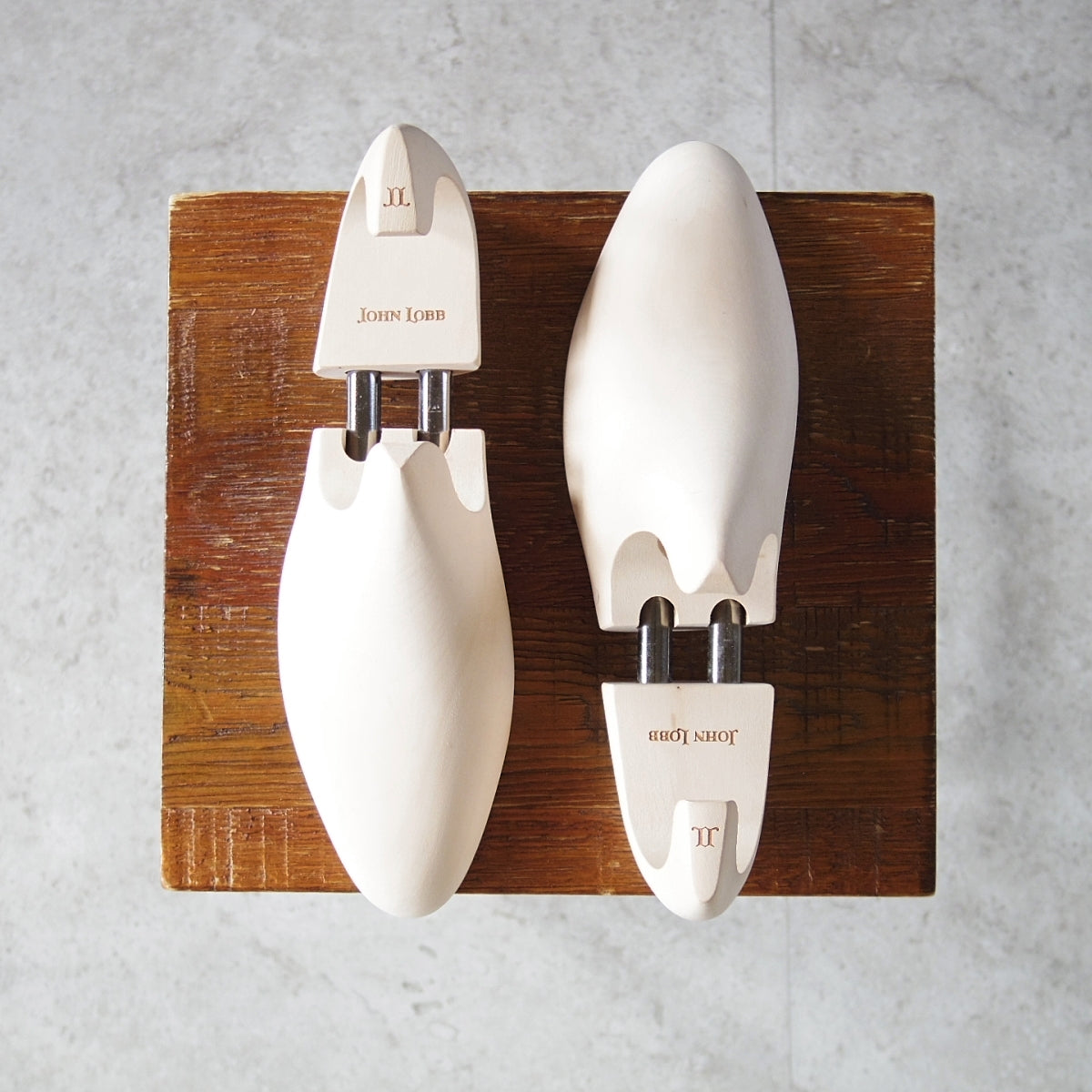 猫*ー様 美品❣️ 貴重 JOHN LOBB ジョンロブ 純正シューツリー 旧型 2025年最新】Yahoo!オークション -john lobb シューツリーの中古