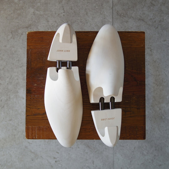 美品★ジョンロブ 6E【定価￥30,800-★純正シューツリー/STANDARD】木製シューキーパー/メンズ/JOHN LOBB★o513