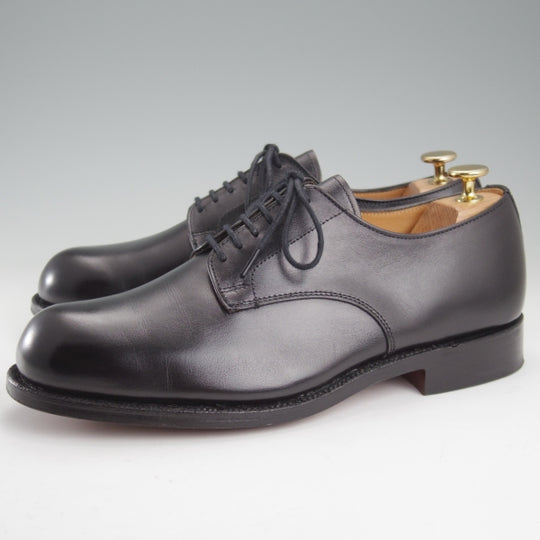 極美品★トリッカーズ SIZE 7.5【定価￥132,000-★プレーントゥ/8111】ポストマンシューズ/カーフ/黒/メンズ/Tricker's★n505