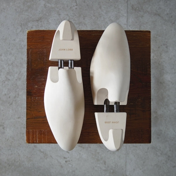 美品★ジョンロブ 6E【定価￥28,600-★純正シューツリー/STANDARD】木製シューキーパー/メンズ/JOHN LOBB★n558