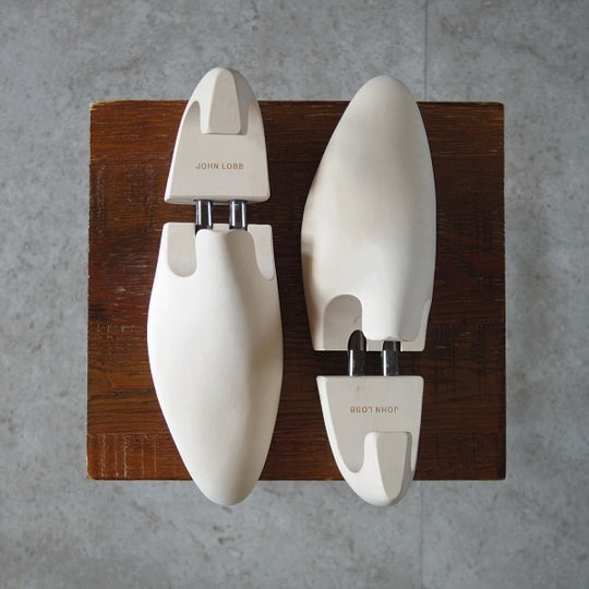 美品★ジョンロブ 6E【定価￥28,600-★純正シューツリー/STANDARD】木製シューキーパー/メンズ/JOHN LOBB★n558