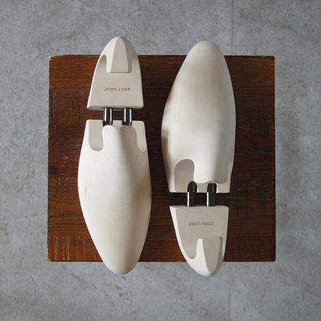 美品★ジョンロブ 6E【定価￥28,600-★純正シューツリー/STANDARD】木製シューキーパー/メンズ/JOHN LOBB★n559