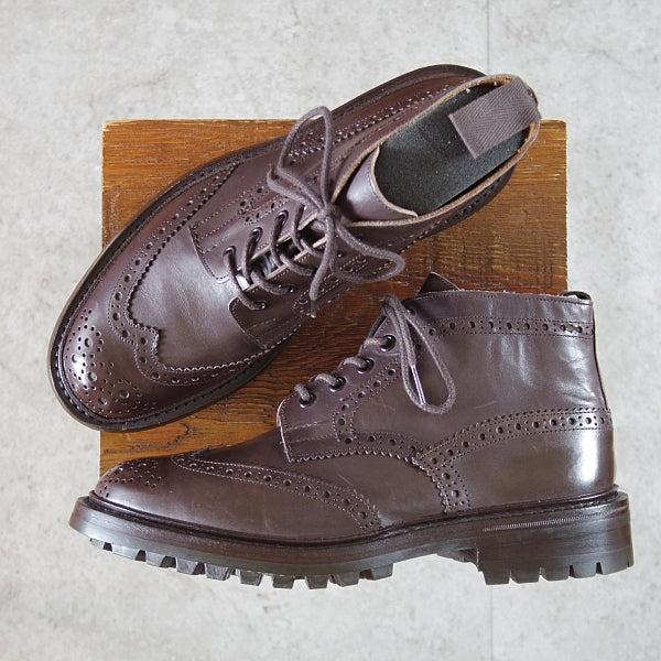極美品★トリッカーズ SIZE 8【現行定価14万円以上★5アイレット仕様のカントリ－ブーツ/コマンドソール】M5833/濃茶/Tricker's★n563