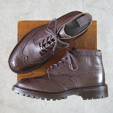 極美品★トリッカーズ SIZE 8【現行定価14万円以上★5アイレット仕様のカントリ－ブーツ/コマンドソール】M5833/濃茶/Tricker's★n563