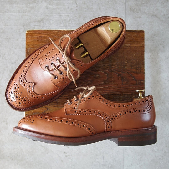 極美品★トリッカーズ SIZE 8.5【定価￥132,000-★ダイナイトソール/BOURTON/シーシェイド】バートン/M5633/カーフ/茶/Tricker's★n142