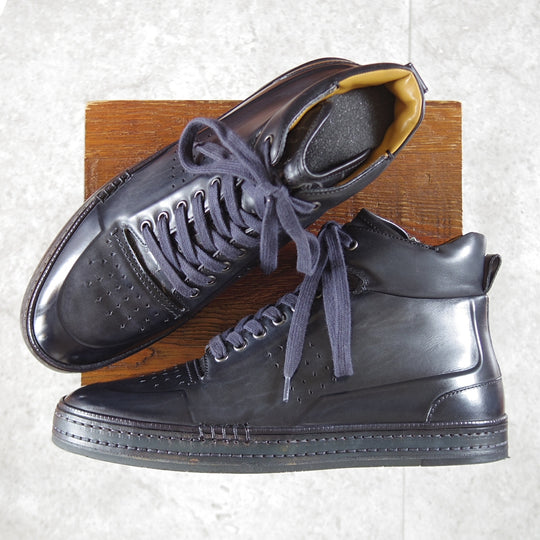 極美品★(仏)ベルルッティ SIZE 8.5【カリグラフィー(スクリット)仕様★PLAYTIMEコレクション/スニーカー】黒系パティーヌ/Berluti★o706