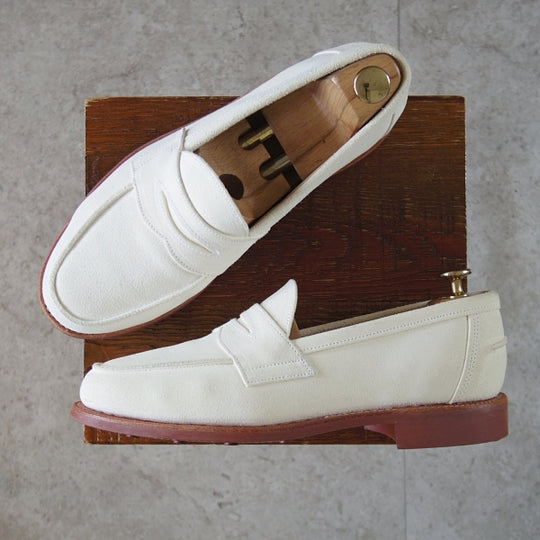 極美品★(英)サンダース SIZE 7.5【定価￥64,900-★コマンドソール/トゥモローランド別注】2679MS/コインローファー/白/SANDERS★n681