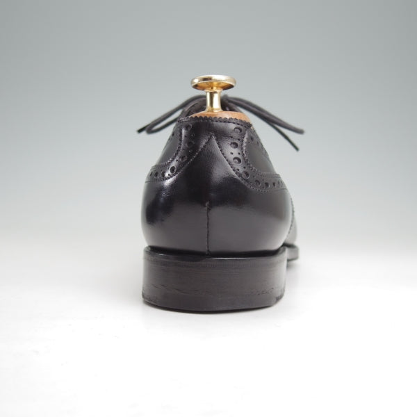 美品★エドワードグリーン 8.5D【定価￥253,000-★カドガン/CADOGAN/82ラスト】セミブローグ/カーフ/黒/EDWARD GREEN★n684