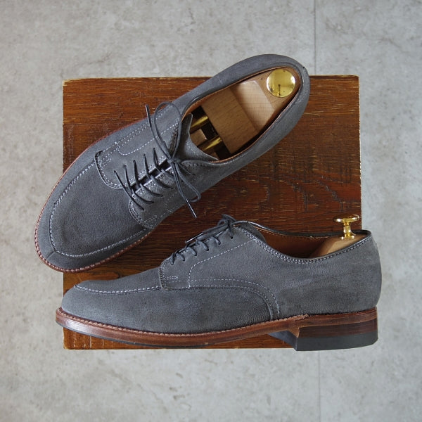 美品★オールデン 5.5D【現行定価17万円以上★モディファイドラスト/Vチップ/(新潟)ナトリヤ別注】N2609/スエード/灰/メンズ/ALDEN★n698