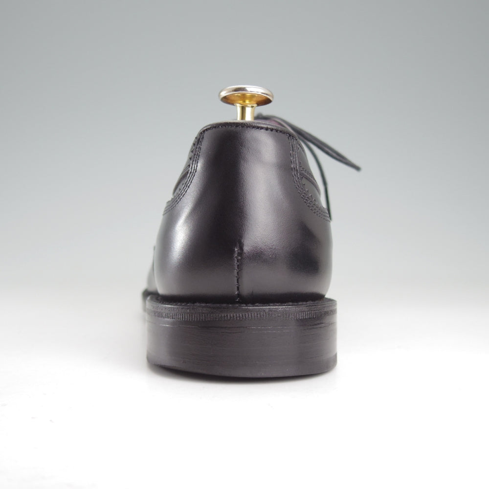 極上★トリッカーズ SIZE 9【現行定価10万円以上★M7818(プレーントゥ)のアレンジモデル/セミブローグ】ボックスカーフ/黒/Tricker's★o741