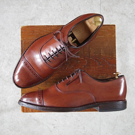 ★(米)アレンエドモンズ 7EEE【現行定価10万円程度★パンチドキャップトゥ/Fifth Avenue】カーフ/茶/メンズ/ALLEN EDMONDS★n704