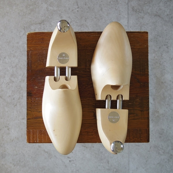 極上★ジョンロブ 7EE (左)/7E(右)【純正シューツリー★シューキーパー】メンズ/JOHN LOBB★n198