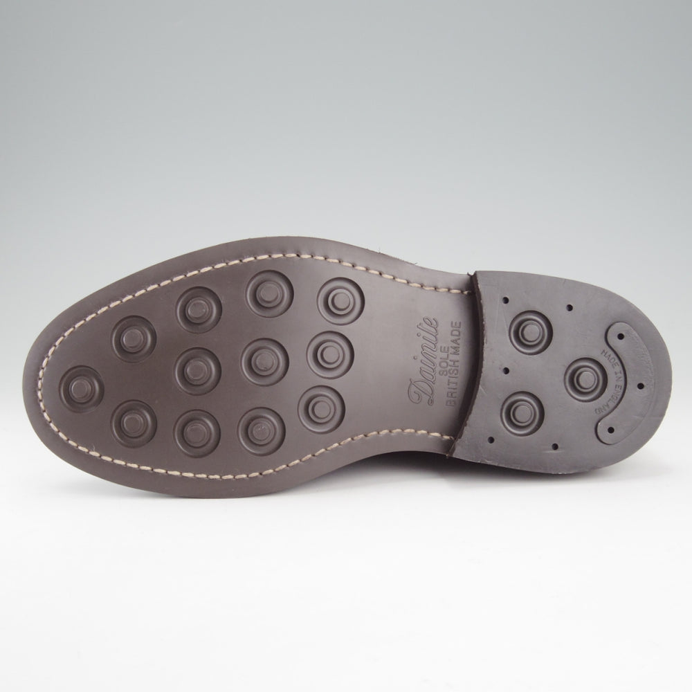 未使用★トリッカーズ SIZE 7【貴重★コードバン仕様/ダイナイトソール】M7384/チャッカブーツ/赤茶/メンズ/Tricker's★o208