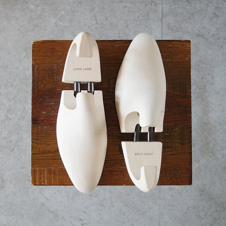 極美品★ジョンロブ 5E【定価￥28,600-★純正シューツリー/STANDARD】木製シューキーパー/メンズ/JOHN LOBB★n751