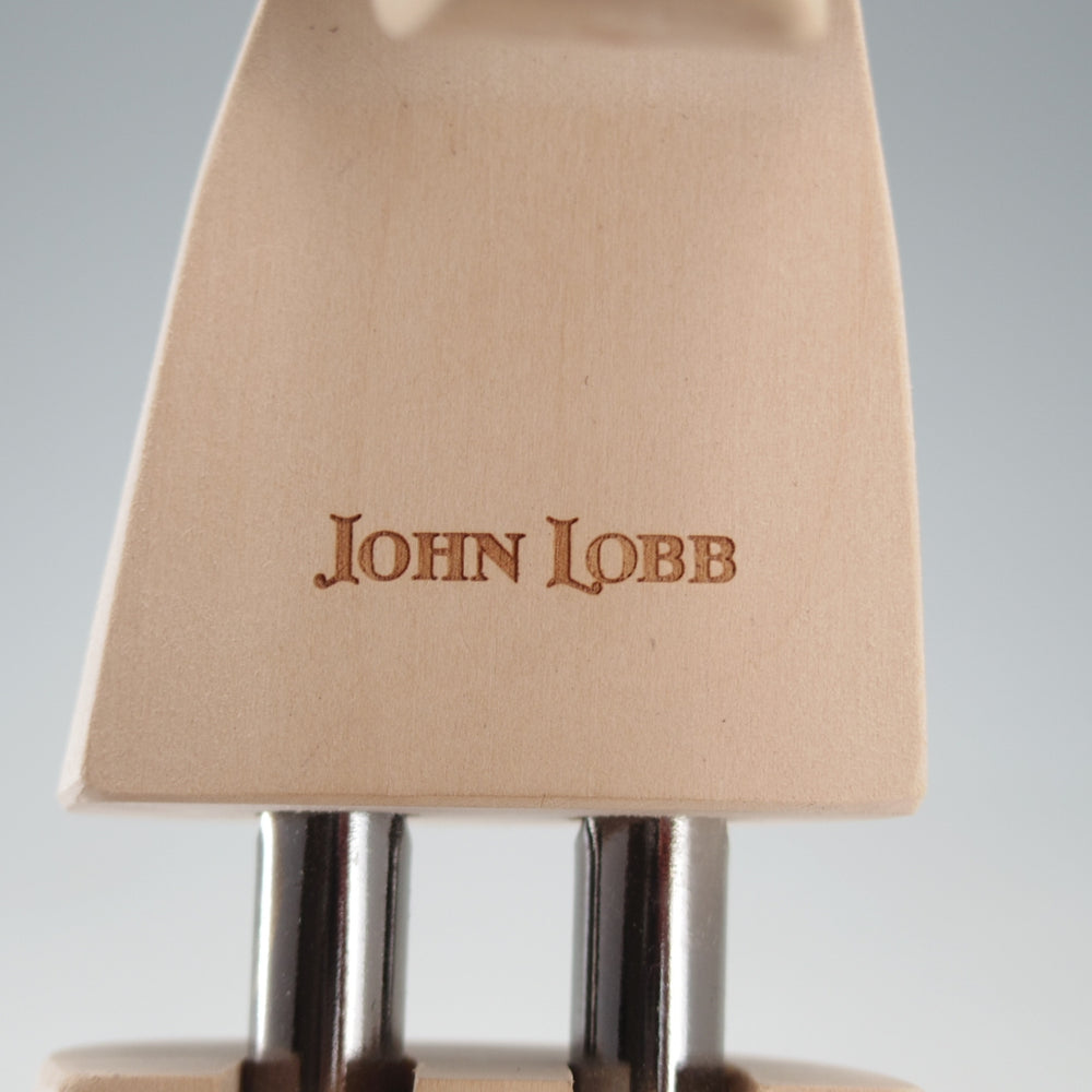 極美品★ジョンロブ 8E【現行定価￥28,600-★純正シューツリー/STANDARD】木製シューキーパー/メンズ/JOHN LOBB★o230
