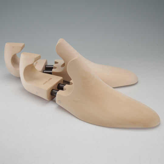 極美品★ジョンロブ 7E【定価￥28,600-★純正シューツリー/STANDARD】木製シューキーパー/メンズ/JOHN LOBB★o237