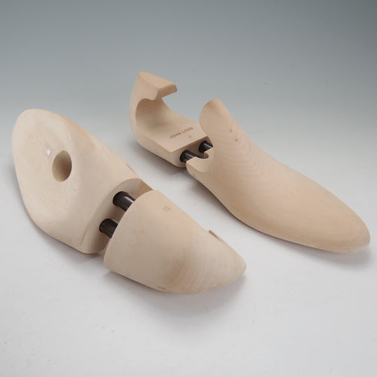 美品★ジョンロブ 7E【定価￥28,600-★純正シューツリー/STANDARD】木製シューキーパー/メンズ/JOHN LOBB★o238