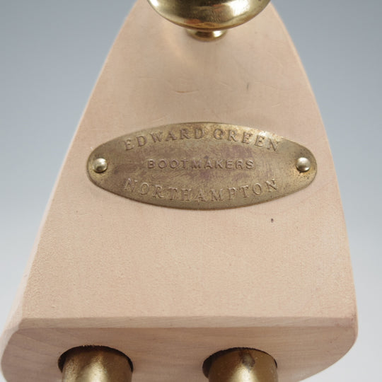 極上★エドワードグリーン UK5.5程度【現行定価￥33,000-★純正シューツリー】木製シューキーパー/メンズ/EDWARD GREEN★o256