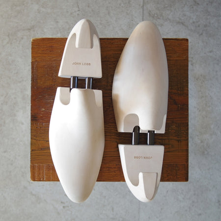 極美品★ジョンロブ 9E【定価￥28,600-★純正シューツリー/STANDARD】木製シューキーパー/メンズ/JOHN LOBB★o231