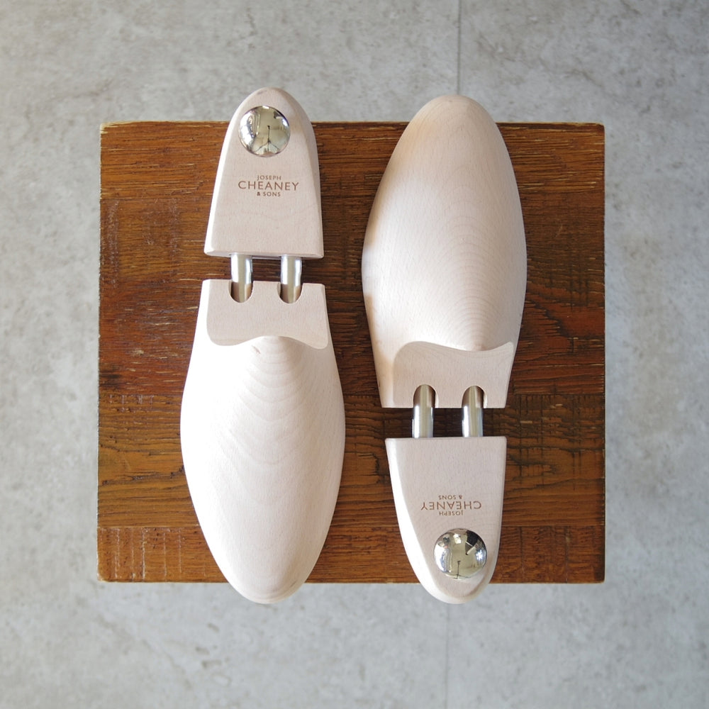 美品★(英)チーニー SIZE 6【★純正シューツリー】木製シューキーパー/メンズ/CHEANEY★o255