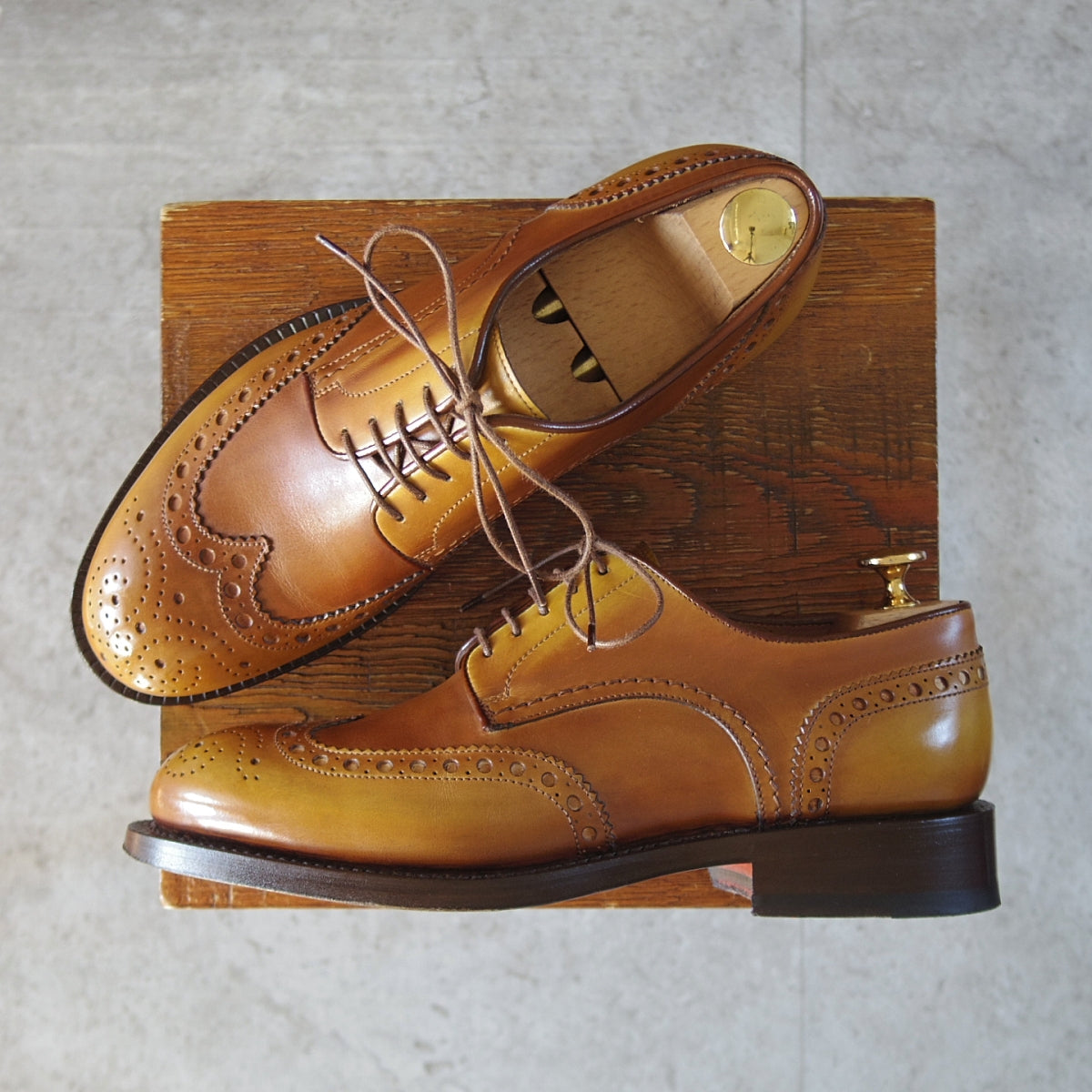 Corthay コルテ VOLNAY ボルネイ　値引き Corthay コルテ VOLNAY ボルネイ 値引き - メルカリ