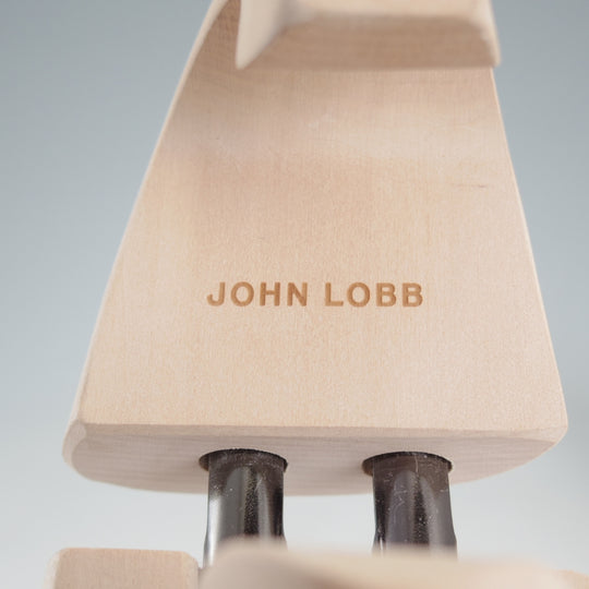 極上★ジョンロブ 8E【定価￥30,800-★純正シューツリー/STANDARD】木製シューキーパー/メンズ/JOHN LOBB★p424