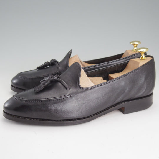 極上★(スペイン製)カルミナ SIZE 6.5【定価￥94,600-★純正ツリー付/タッセルローファー/80686】UETAMラスト/シボ革/黒/CARMINA★p432