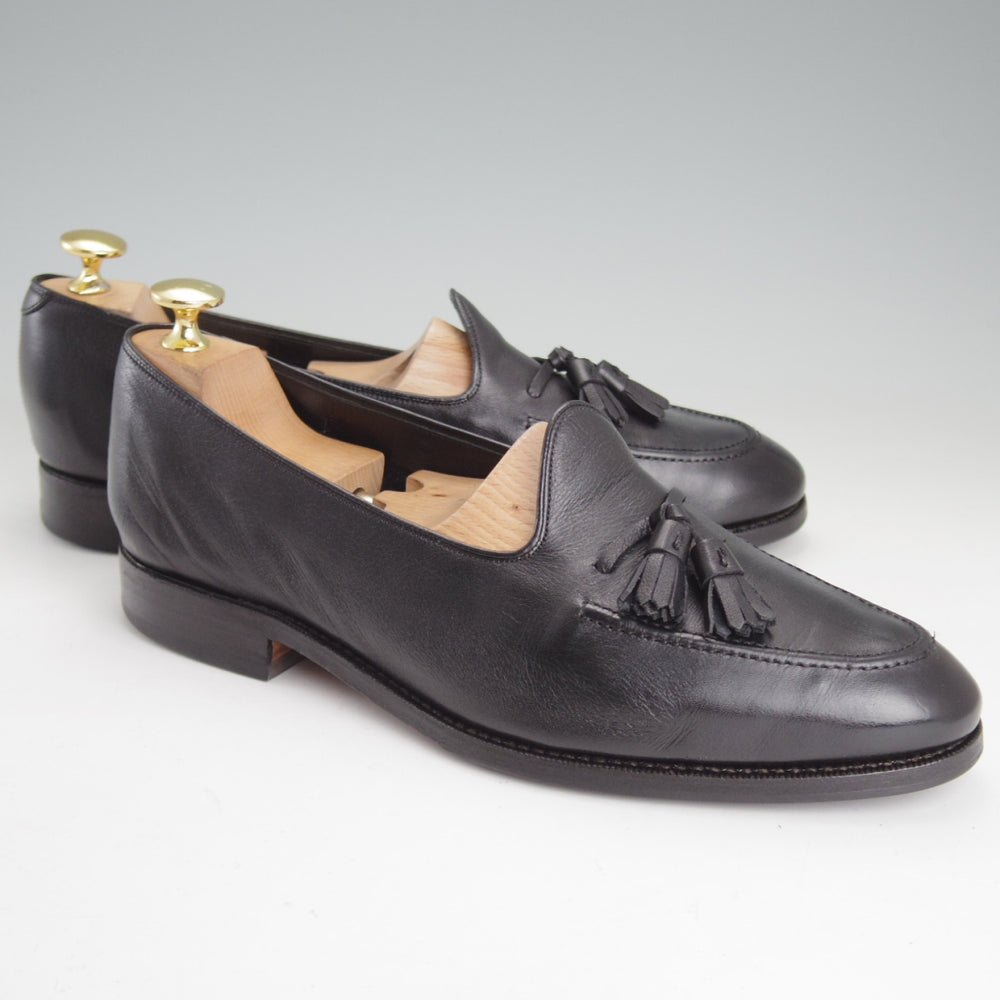極上★(スペイン製)カルミナ SIZE 6.5【定価￥94,600-★純正ツリー付/タッセルローファー/80686】UETAMラスト/シボ革/黒/CARMINA★p432