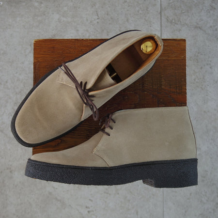 未使用★トリッカーズ SIZE 7【定価￥86,900-★マッドガード/チャッカブーツ/5265】スエード/薄茶/メンズ/Tricker's★p441