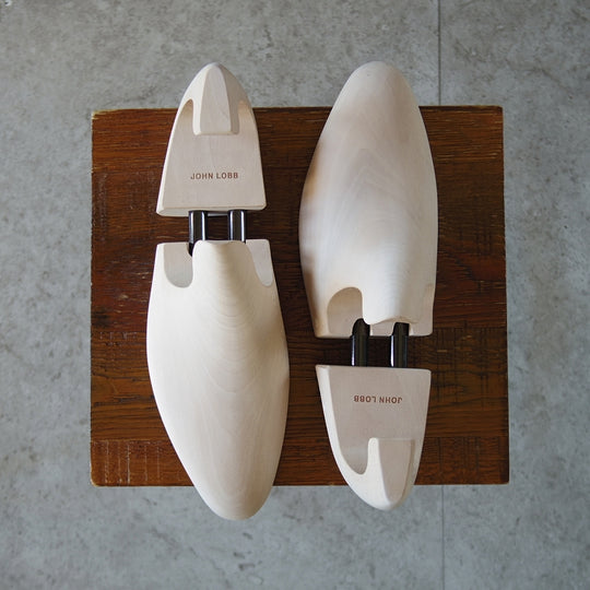 美品★ジョンロブ 7E【定価￥30,800-★純正シューツリー/STANDARD】木製シューキーパー/メンズ/JOHN LOBB★p469