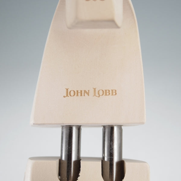 極上★ジョンロブ 9EE【現行定価￥28,600-★純正シューツリー/STANDARD】木製シューキーパー/メンズ/JOHN LOBB★n342