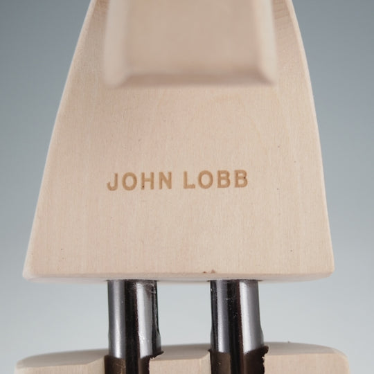 極上★ジョンロブ 8E【定価￥28,600-★純正シューツリー/STANDARD】木製シューキーパー/メンズ/JOHN LOBB★n344