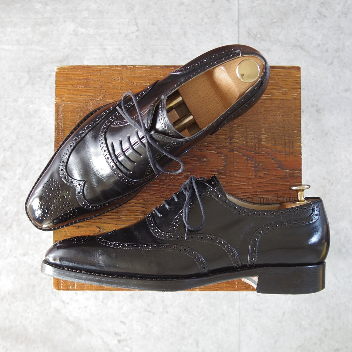 ジョンストン&マーフィー CROWN ARISTOCRAFT Uチップ 7.5 ジョンストン&マーフィー CROWN ARISTOCRAFT Uチップ 7.5 最上級ライン