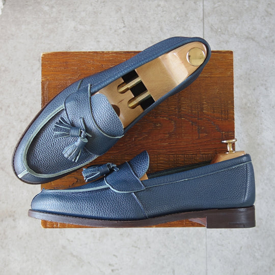 未使用★トリッカーズ SIZE 8.5【現行定価10万円以上★タッセルローファー】グレインレザー/紺/メンズ/Tricker's★p534